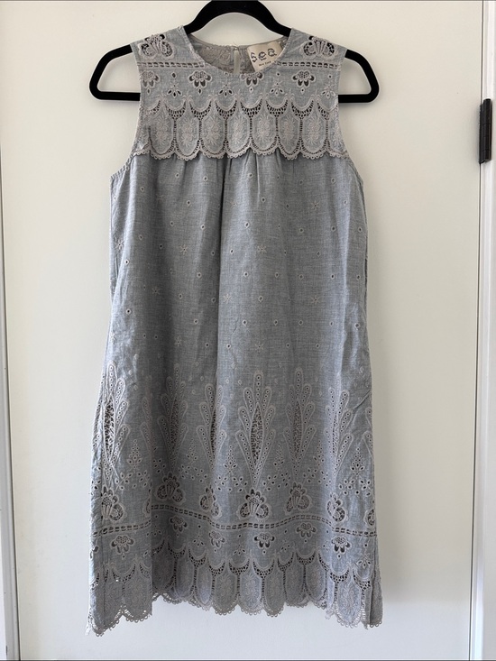 Sea New York Dresses & Skirts - Sea New York Gray Eyelet Lace Sleeveless Midi Dress